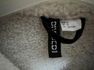 Куртка h&m М (4 фото из 4)
