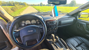 Jeep Grand Cherokee 2.7Crd (8 foto / 8)