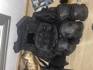 Airsoft relvad ja varustus (6 foto / 8)