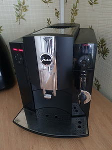 Espressomasin JURA IMPRESSA C9