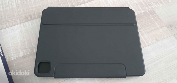 Магнитный чехол-клавиатура для Pad Air 5/4 Pro 11" ESR (фото #5)
