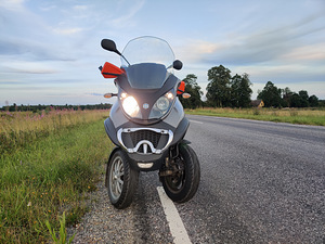Piaggio MP3 250 IE LT (1 foto / 6)