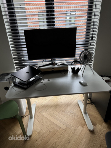 Ikea Bekant desk 120x80