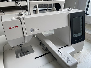 Tikkimismasin Janome Memory Craft 500E (1 foto / 4)