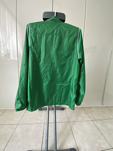 Nike tuulejope, suurus 128-137 (4 foto / 6)