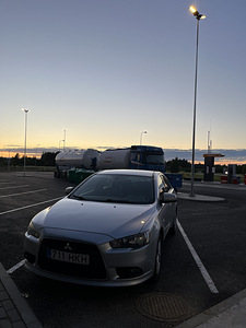 Mitsubishi Lancer 2.0 2010 (6 foto / 7)