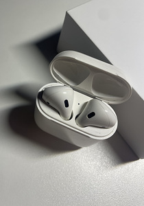 AirPods original (3 foto / 3)