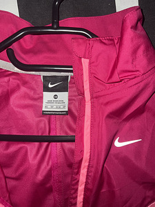 Naiste tuulejope nike (3 foto / 4)