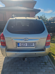 Hyundai Tuscon (3 фото из 6)