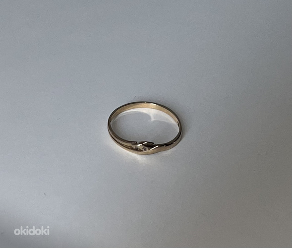Kuldne sõrmus 585 proov, kaal 0.98g