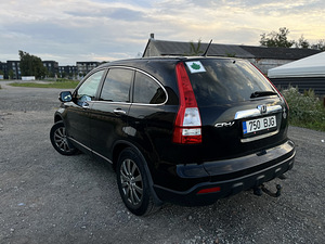 Honda CR-V 2007, 2.2 diisel (2 foto / 6)