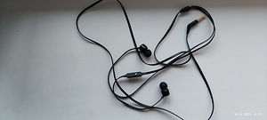 JBL t110 kõrvaklapid (1 foto / 2)