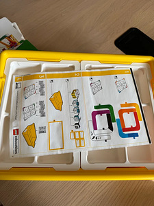 LEGO Education Spike Essential (4 foto / 4)