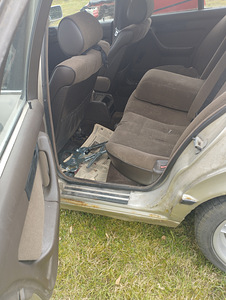 BMW e34 2.5 125kw (11 foto / 13)