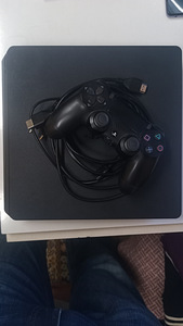 PS 4 -1000gb + GTA V + Farming + 1 controller