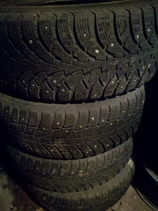 205/55/R16 Hakkapeliitta 4-5mm (2 foto / 2)