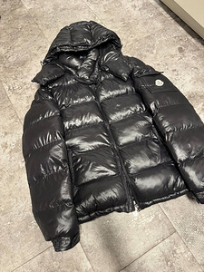 Moncler пуховик (1 фото из 4)