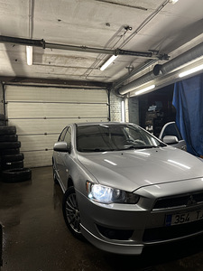 Mitsubishi lancer X 2.0 diesel 2008