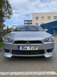 Mitsubishi Lancer 2.0 diesel 2008 (2 foto / 8)