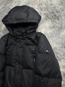 Naiste Talvine Puhvis Parka Tommy Hilfiger (1 foto / 4)