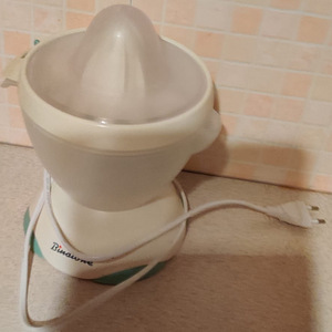 Elektriline mahlapress Binatone (1 foto / 1)