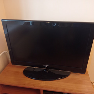 Продам телевизор Samsung (2 фото из 3)