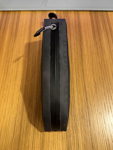Apidura Expedition Bolt-On Top Tube Pack 1L (3 foto / 3)