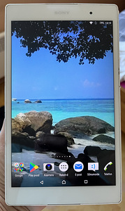 Планшет Sony Xperia z3 compact tab 8” 4G (8 фото из 10)