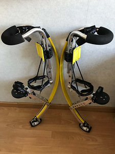 Сапоги-кенгуру (Skyrunner Stilts) для любителей экстрима (3 фото из 10)