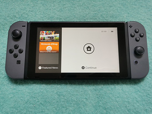 Müüa hall Nintendo Switch 32GB + Mario Kart 8 Deluxe (7 foto / 8)