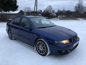 Seat Toledo 1.9tdi 81 kw 2004 (3 foto / 10)
