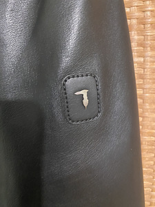 Nahktagi Trussardi suurus 50 (4 foto / 5)