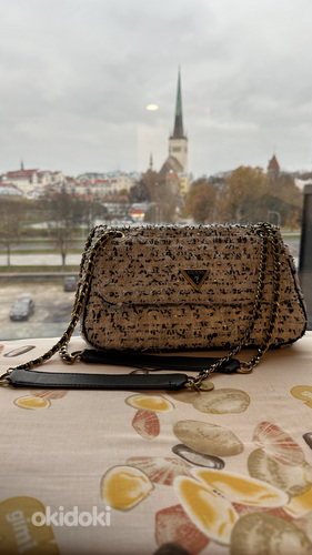 Kott Guess