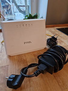 4g väliruuter ZyXEL LTE7480-M804 ja ZyXEL EMG3525-T50B wifi