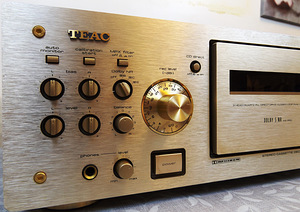 Vanakooli tippklassi kassettdekk Teac V-8030S puldiga (7 foto / 10)