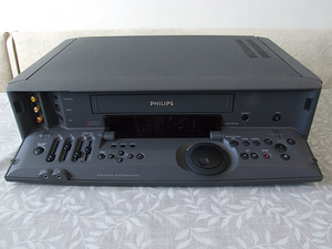 Super VHS videomakk Philips Match Line VR 969 02 S-VHS (2 foto / 10)