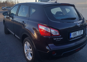 Nissan Qashqai 2012 | 2.0 бензин | автомат. (3 фото из 4)