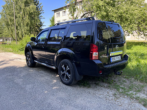 Nissan Pathfinder 2.5 148kv (10 foto / 10)