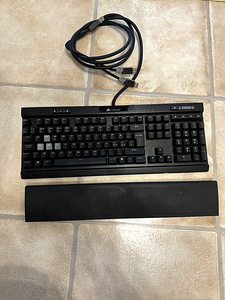 Mehaaniline klaviatuur Corsair K70 RGB MK.2 (2 foto / 5)