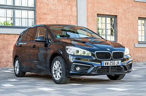 Autorent BMW 218D Automaat 110kw (9 foto / 10)