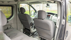 OPEL VIVARO (5 фото из 12)