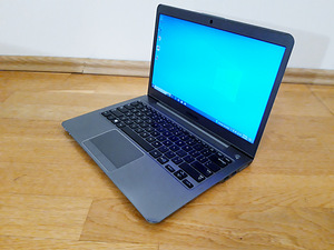 Samsung Series 5 Ultra 530U- i5-gen3/8GB/500GB/W10 (4 foto / 9)