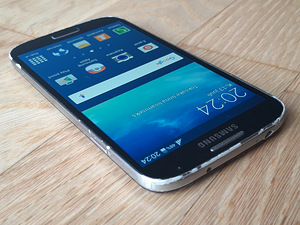 Samsung Galaxy S4 (6 foto / 7)
