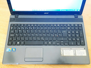 Acer Aspire 5733 - i3/4GB/500GB/15.6"/W10 (4 foto / 9)
