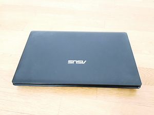 Asus X54C - i3-gen2/4GB/500GB/15.6"/W10 (8 foto / 9)