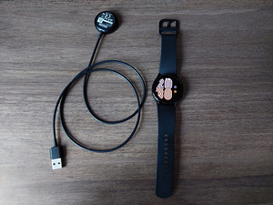 Samsung Galaxy Watch4 (40 mm) (2 foto / 3)