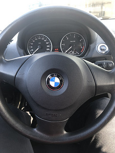 BMW 118D 2008 (10 фото из 15)