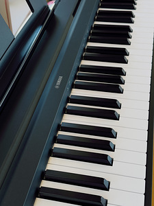 Yamaha P-45 digital piano (4 foto / 5)