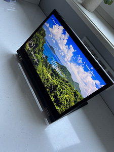 Lenovo Thinkpad Yoga 370 (2 foto / 4)