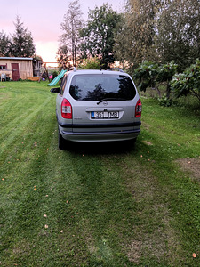 Opel zafira 2.2 108kw (5 foto / 14)